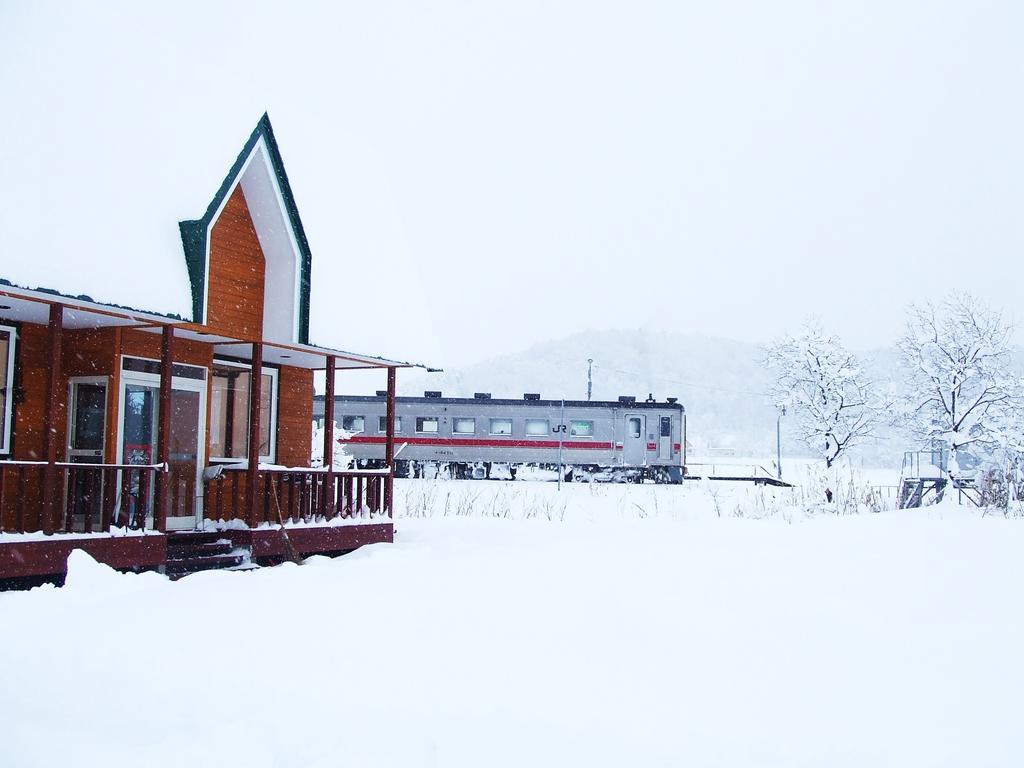 Guest House Nisshin Найоро Екстер'єр фото